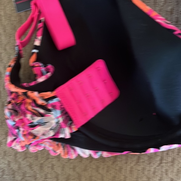 No Boundaries Women’s T-Shirt Bra  Size 40DD with Adjustable Straps, Jungle Pink - Picture 8 of 14